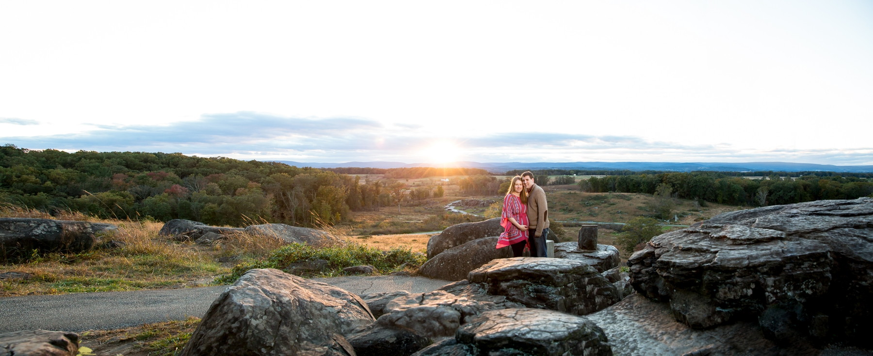 maternity photos in gettysburg battlefield and park